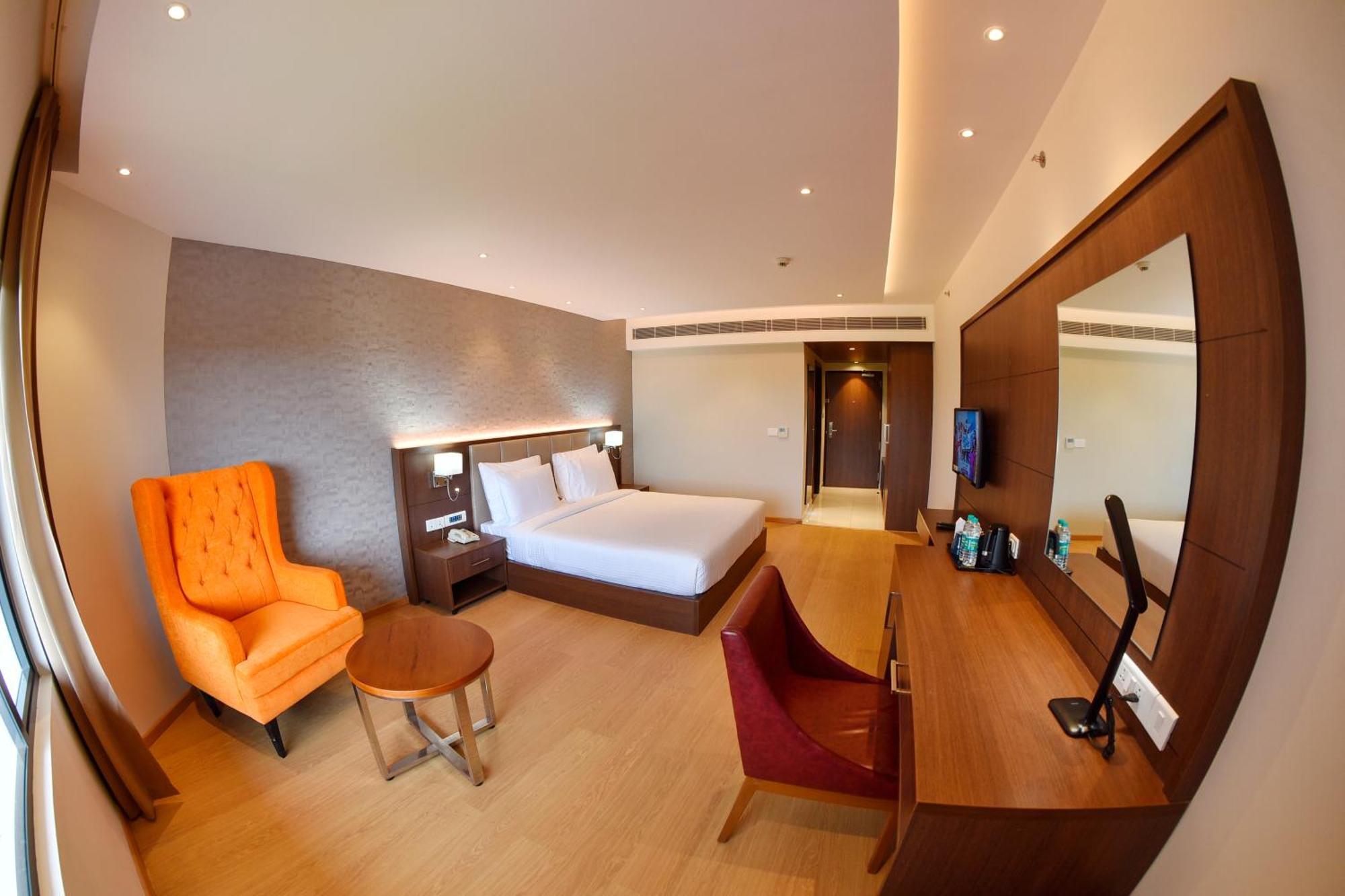 The Pearl View Hotel Mulappilangad Экстерьер фото